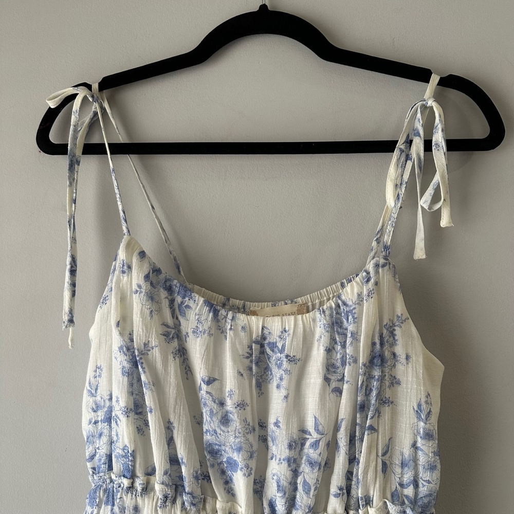 Altar State Floral Print Tiered Midi Dress Blue White Tie Shoulder Size M - Picture 3 of 7